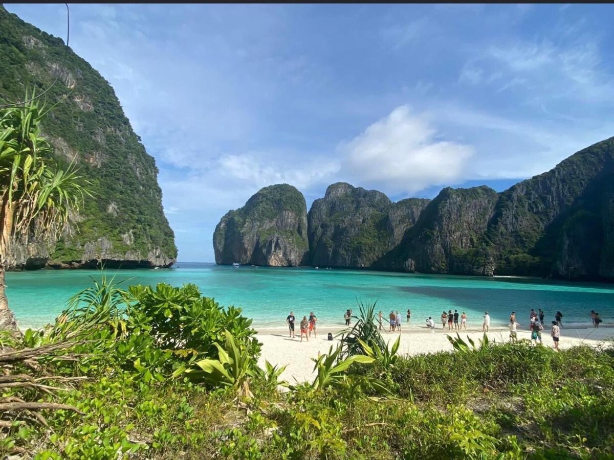 Pp Midnight Hotel Phi Phi Islands Exterior photo
